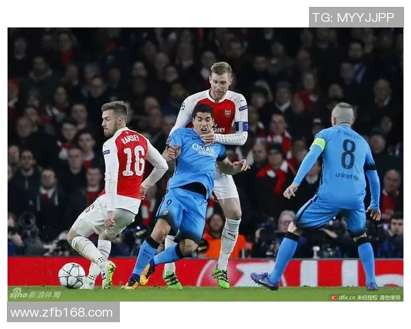 上海足球队盯防策略分析与比赛表现的得失总结